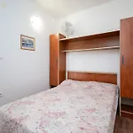 438b 韦利拉特