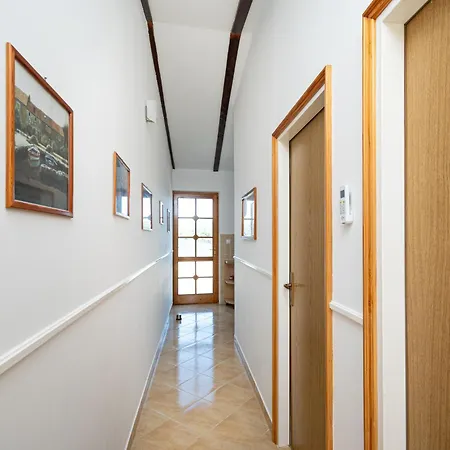 438b Apartment